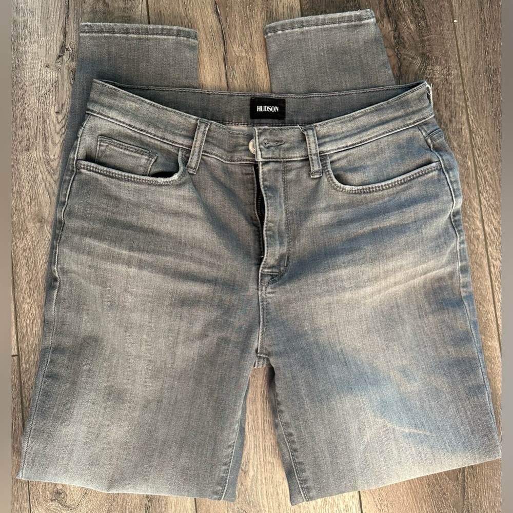 Hudson women’s jeans size 28(8)gray- High rise skinny ankle